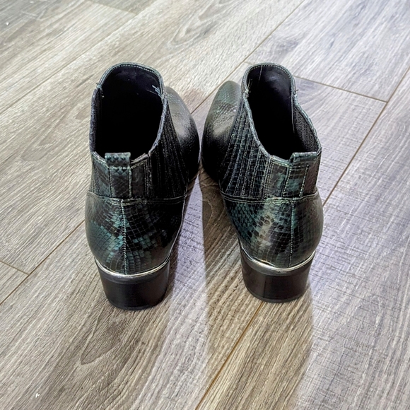 Marc Fisher Green Snake Booties - Picture 7 of 8